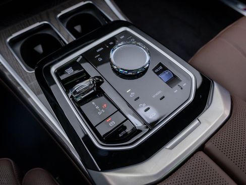 New 2026 BMW 760i xDrive w/ Executive Package image 30