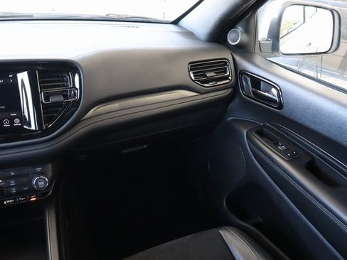 Used 2022 Dodge Durango GT image 23