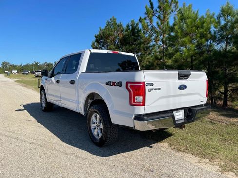 Used 2015 Ford F150 XLT w/ Equipment Group 301A Mid AWD/4WD image 8