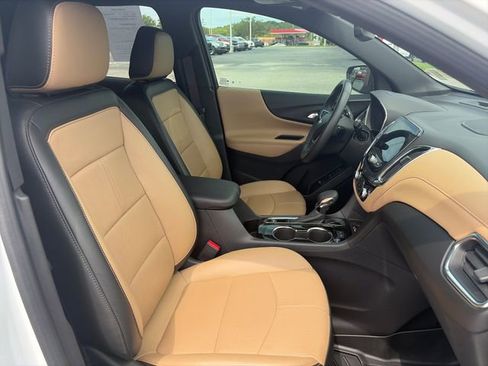 Used 2022 Chevrolet Equinox Premier FWD image 12