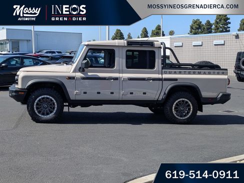 Used 2025 INEOS Grenadier AWD/4WD image 8