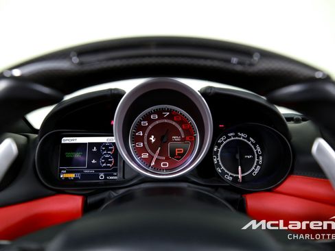 Used 2017 Ferrari California T image 14