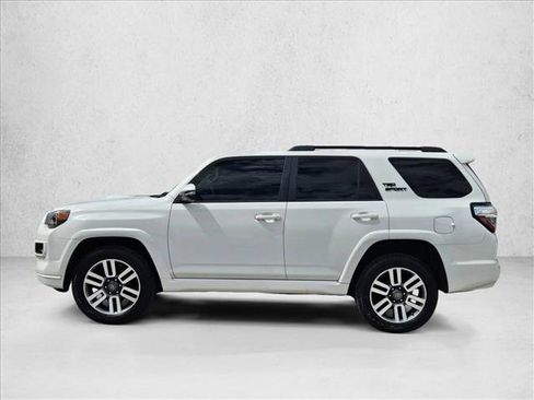 Used 2022 Toyota 4Runner TRD Sport AWD/4WD image 9