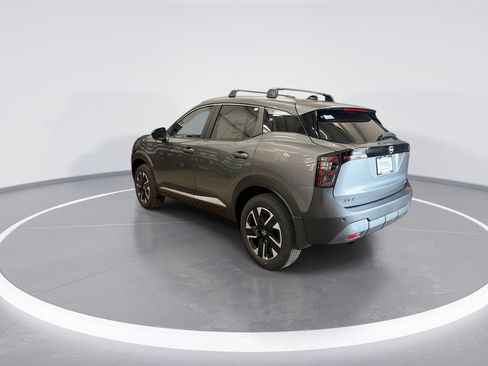 New 2026 Nissan Kicks SV w/ Cold Weather Package AWD/4WD image 6