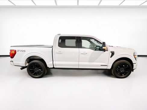 Used 2025 Ford F150 Platinum w/ FX4 Off-Road Package AWD/4WD image 24