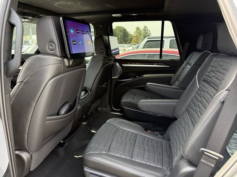 Used 2025 Cadillac Escalade Sport Platinum w/ LPO, Floor Liner Package image 4
