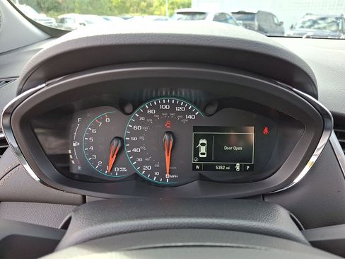 Certified 2022 Chevrolet Trax LT w/ LT Convenience Package image 22