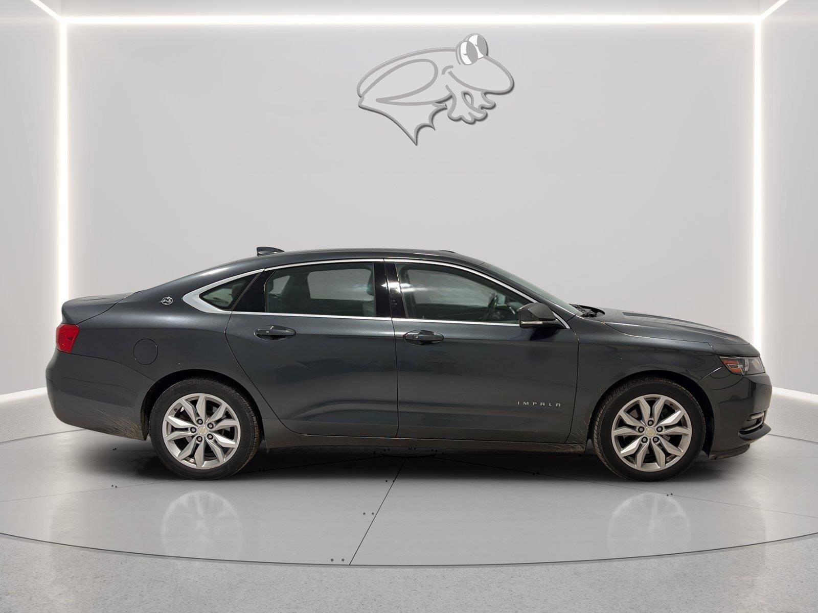 Used 2019 Chevrolet Impala LT w/ LT Convenience Package FWD image 6