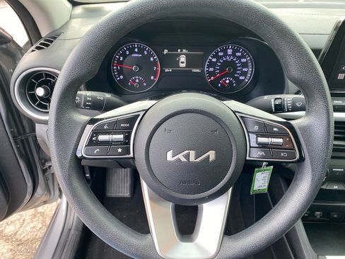 Certified 2024 Kia Forte LXS w/ LXS Technology Package image 11