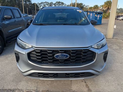 Used 2024 Ford Escape ST-Line w/ Cold Weather Package image 2