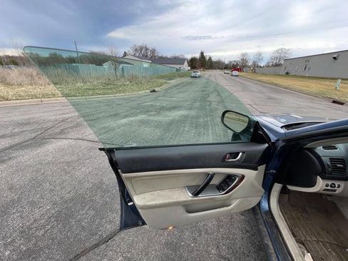 Used 2007 Subaru Outback 2.5i Limited AWD/4WD image 22