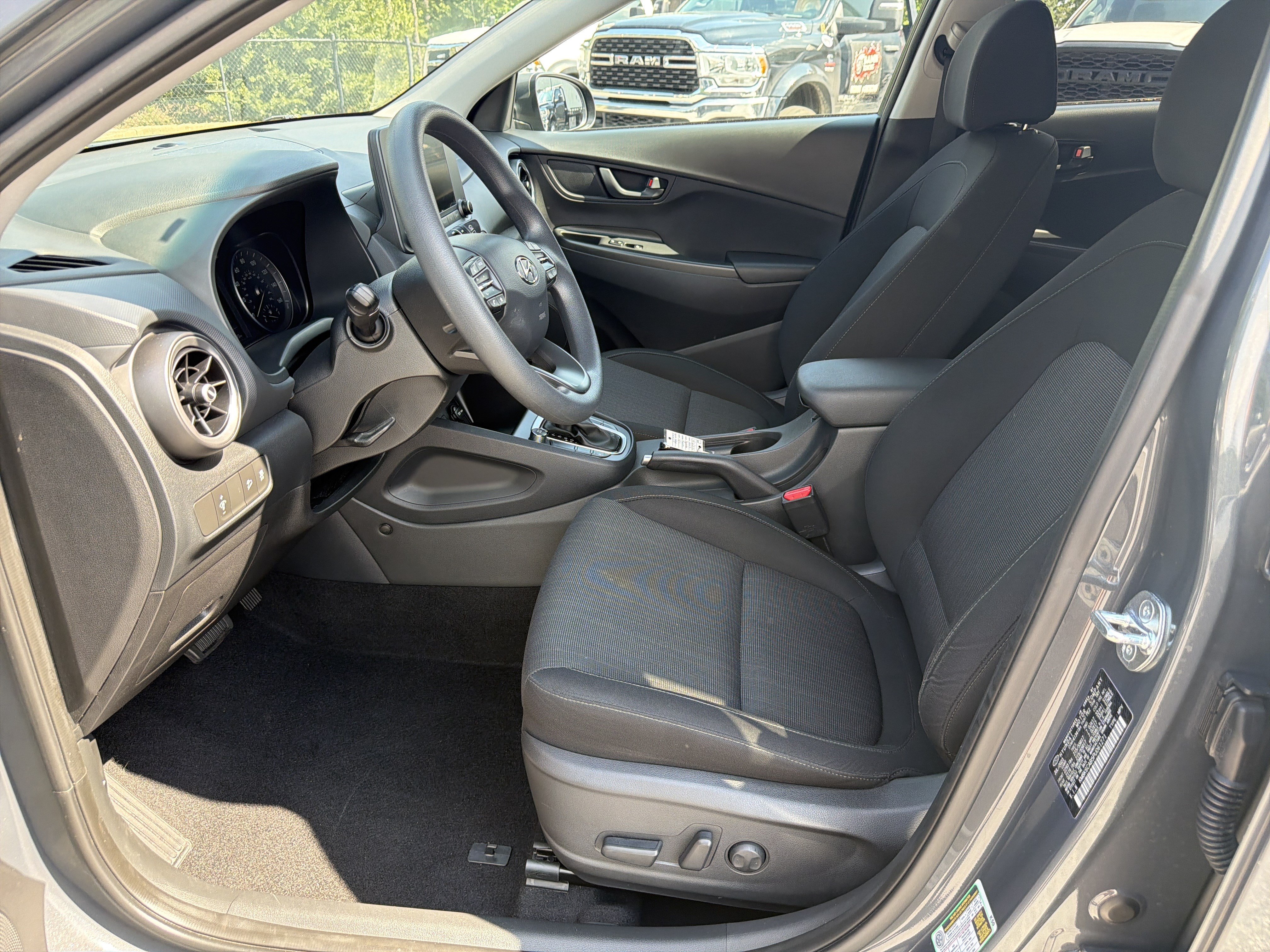 Used 2023 Hyundai Kona SEL w/ Cargo Package AWD/4WD image 11