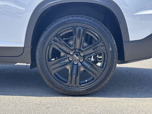 New 2026 GMC Acadia Elevation w/ Black Edition FWD image 30