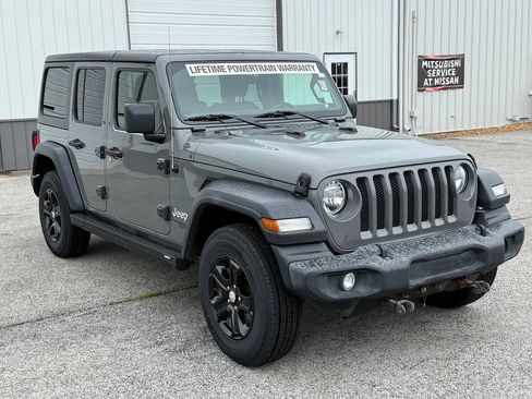 Used 2019 Jeep Wrangler Unlimited Sport S AWD/4WD image 11