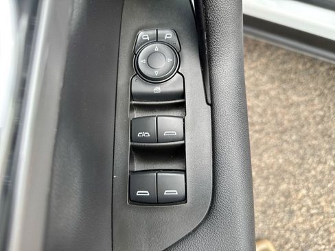 Used 2021 Chevrolet Blazer LT w/ Sound & Technology Package FWD image 5