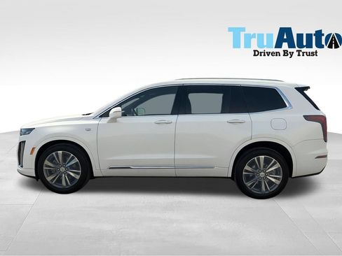 Used 2020 Cadillac XT6 Premium Luxury FWD image 4