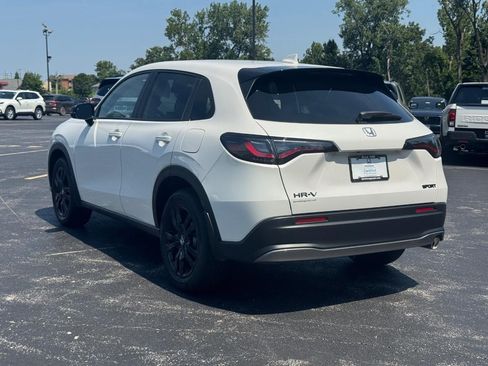 Certified 2026 Honda HR-V Sport image 7