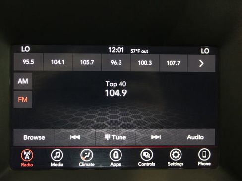 Used 2019 Dodge Durango SXT w/ 3rd Row Seating Group AWD/4WD image 15