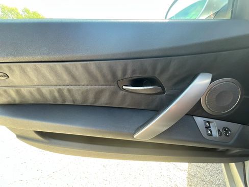 Used 2003 BMW Z4 3.0i RWD image 15