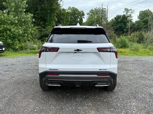 New 2025 Chevrolet Equinox ACTIV w/ Safety and Technology Package image 21