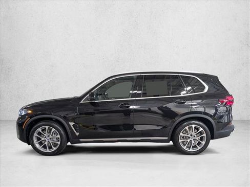 Used 2026 BMW X5 xDrive50e AWD/4WD image 9