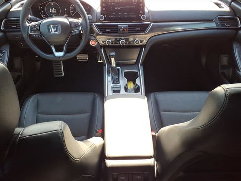 Used 2022 Honda Accord Sport image 17