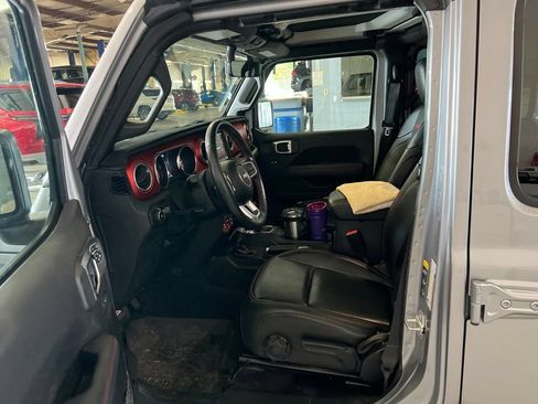 Used 2021 Jeep Wrangler Unlimited Rubicon AWD/4WD image 5