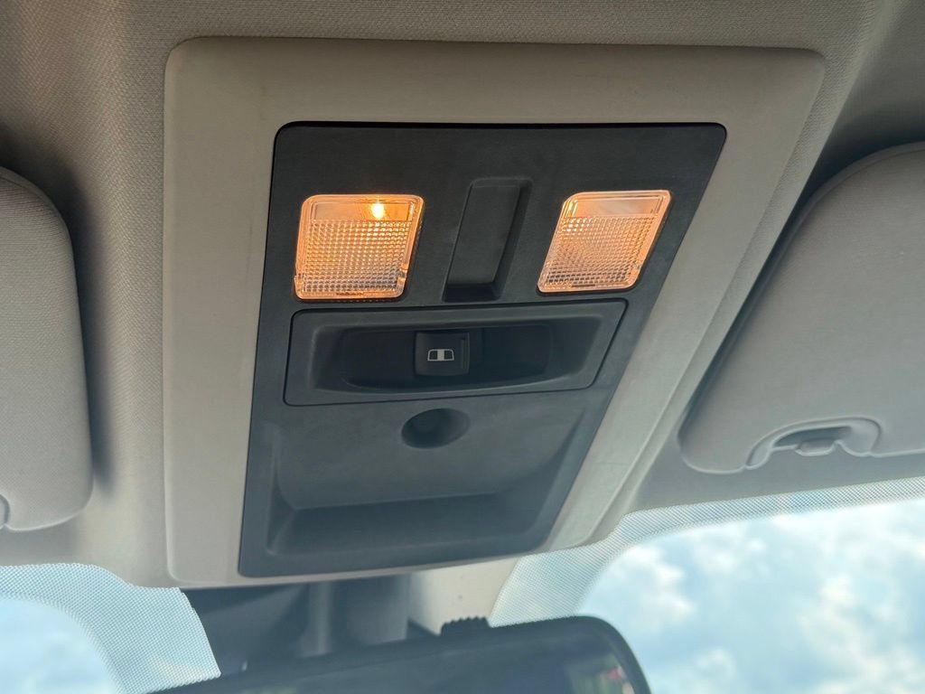Used 2015 RAM 1500 Big Horn RWD image 28