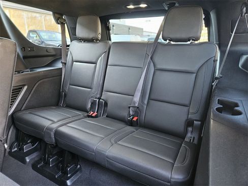 Used 2021 Chevrolet Tahoe Z71 image 14