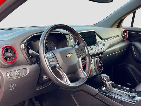 Used 2022 Chevrolet Blazer RS w/ Enhanced Convenience Package image 9
