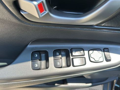 Used 2020 Hyundai Kona Limited w/ Cargo Package AWD/4WD image 19