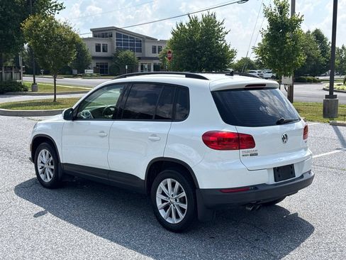 Used 2017 Volkswagen Tiguan S FWD image 5