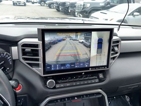 Used 2022 Toyota Tundra Limited w/ TRD Off-Road Package image 19