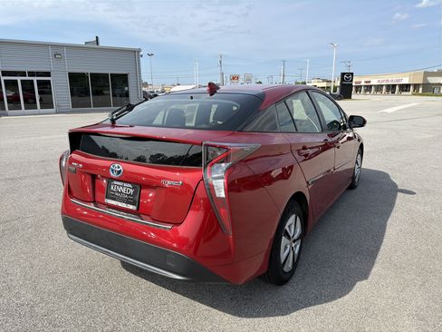 Used 2016 Toyota Prius Three w/ Protection Package FWD image 3