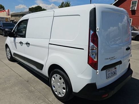 Used 2019 Ford Transit Connect XLT FWD image 3
