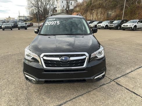 Used 2018 Subaru Forester 2.5i Touring w/ Popular Package #3B image 10