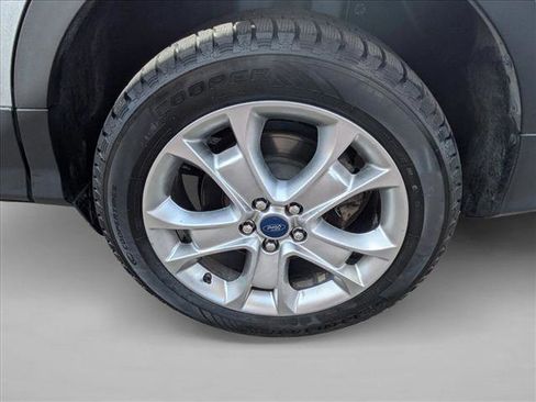 Used 2019 Ford Escape SEL AWD/4WD image 9
