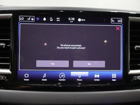 Used 2024 Chrysler Pacifica Touring-L FWD image 33