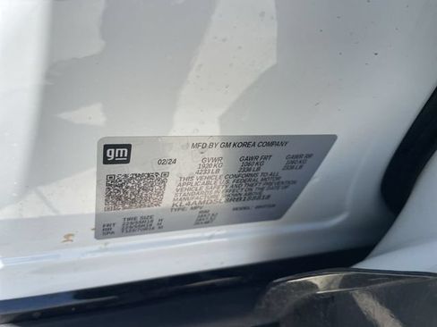 Used 2024 Buick Encore GX Sport Touring FWD image 32