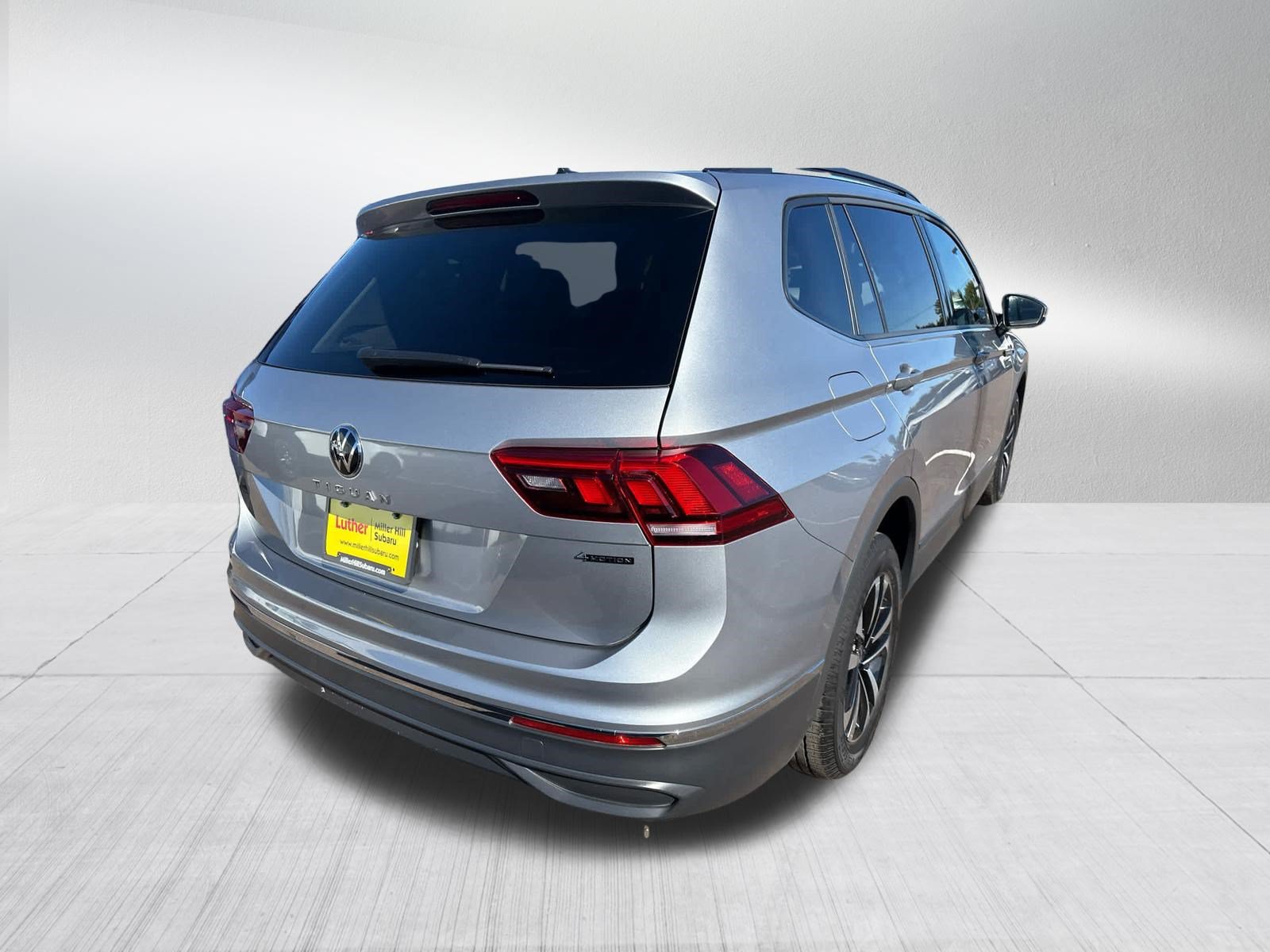 Used 2022 Volkswagen Tiguan S AWD/4WD image 8
