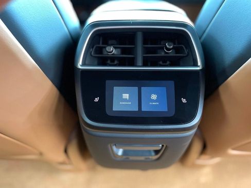 Used 2024 Lucid Air Touring AWD/4WD image 20