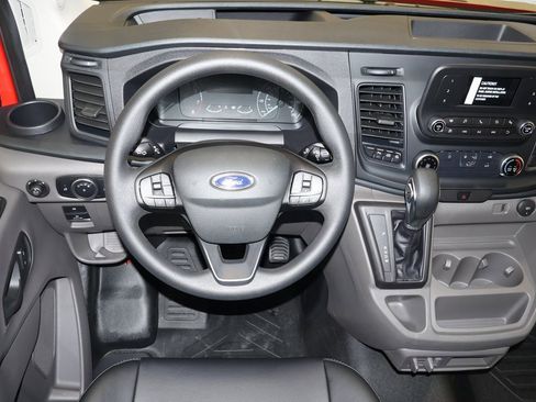 New 2025 Ford Transit 250 Medium Roof image 18