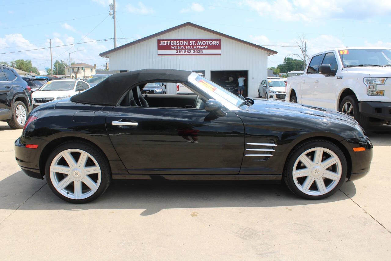 Used 2006 Chrysler Crossfire Limited RWD image 8