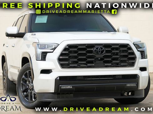 Used 2024 Toyota Sequoia Platinum AWD/4WD image 2