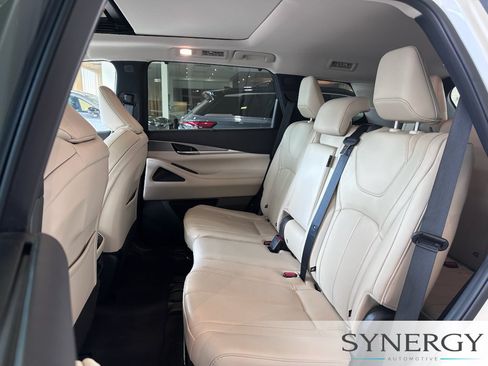 Certified 2023 INFINITI QX60 Luxe w/ Cargo Package AWD/4WD image 24