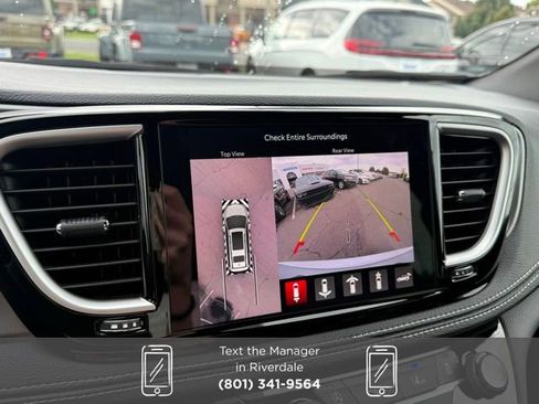 New 2026 Chrysler Pacifica Select w/ S Appearance Package image 16