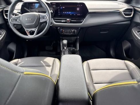 Used 2025 Chevrolet TrailBlazer ACTIV w/ Driver Confidence Package FWD image 13
