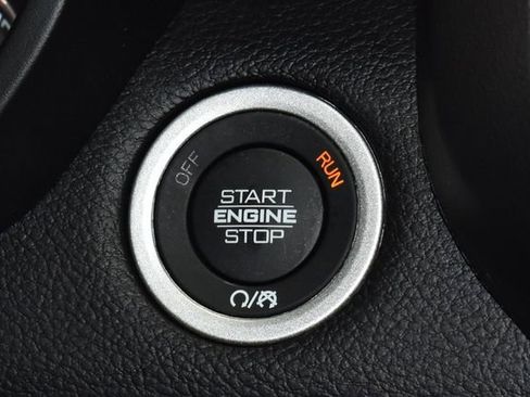 Used 2025 RAM 1500 Big Horn AWD/4WD image 23