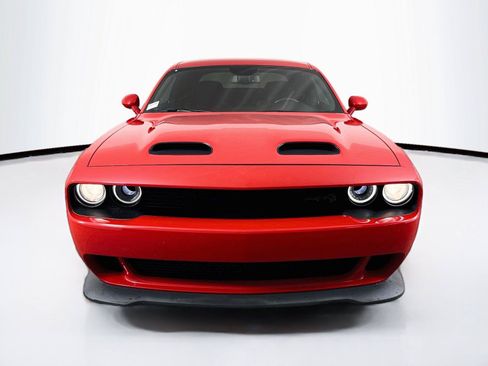 Used 2019 Dodge Challenger SRT Hellcat RWD image 8