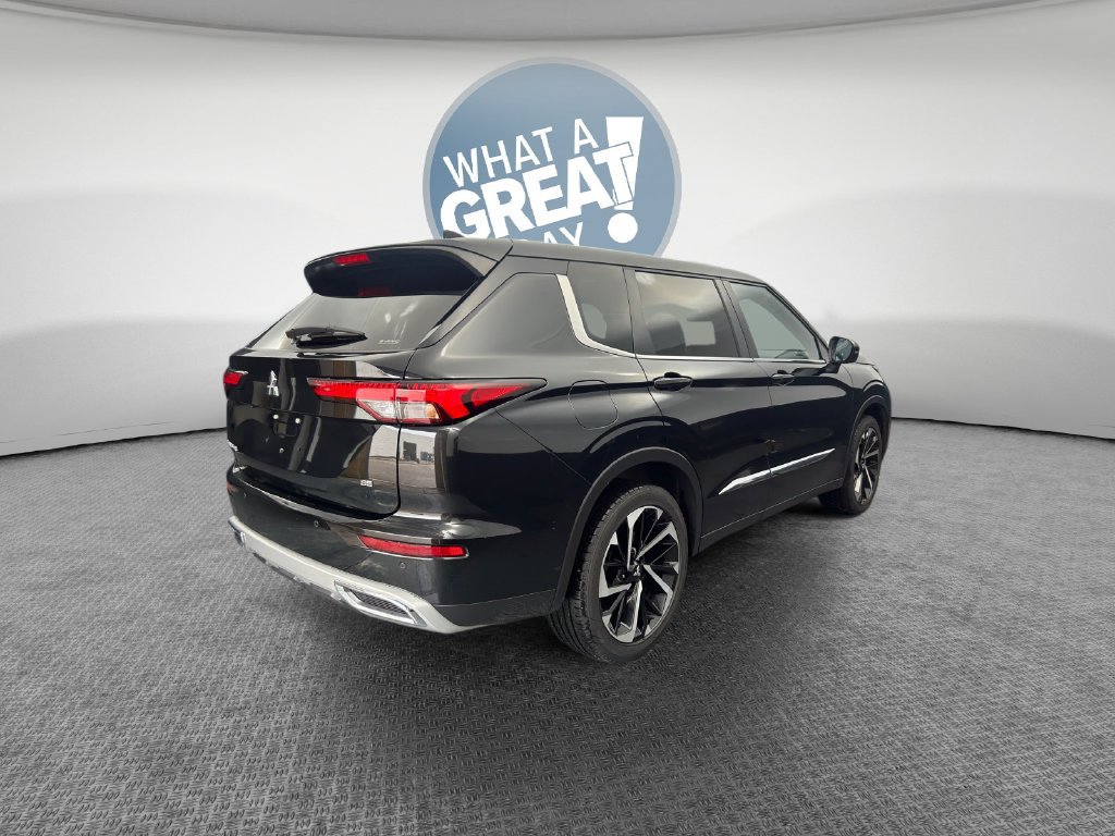 Used 2024 Mitsubishi Outlander SE AWD/4WD image 5